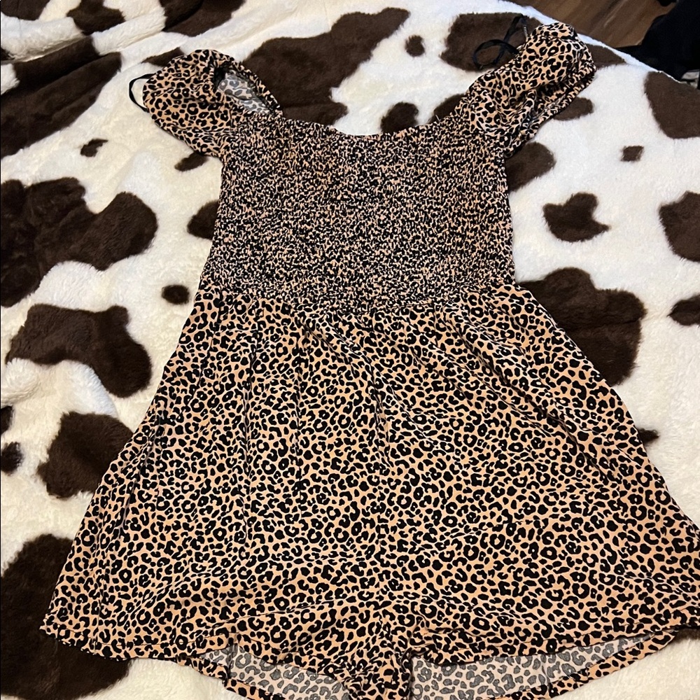 Forever 21 Textured Animal Print Top